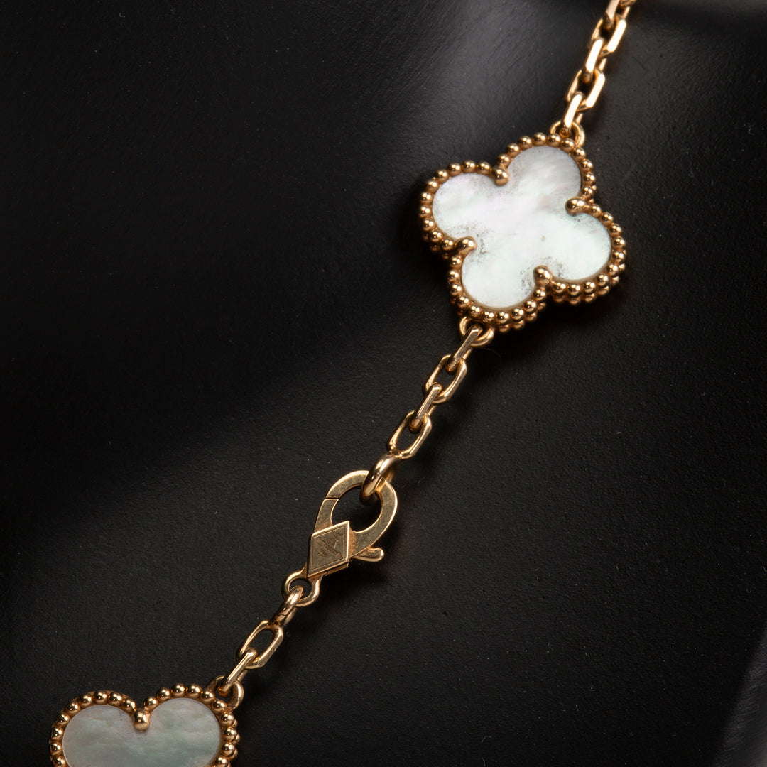VAN CLEEF & ARPELS Vintage Alhambra 10 Motif Necklace - Mother of Pearl