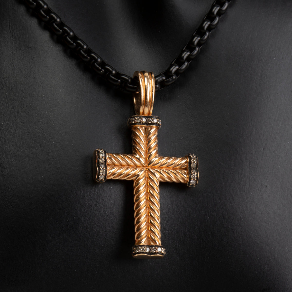 DAVID YURMAN Diamond Cross Pendant Necklace