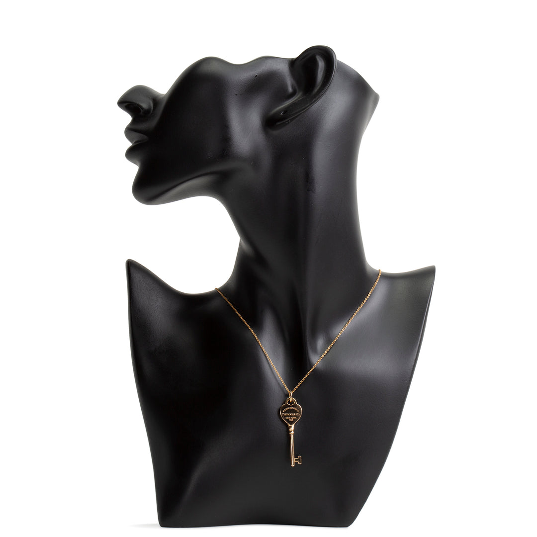 TIFFANY & CO. Return to Tiffany Key Necklace