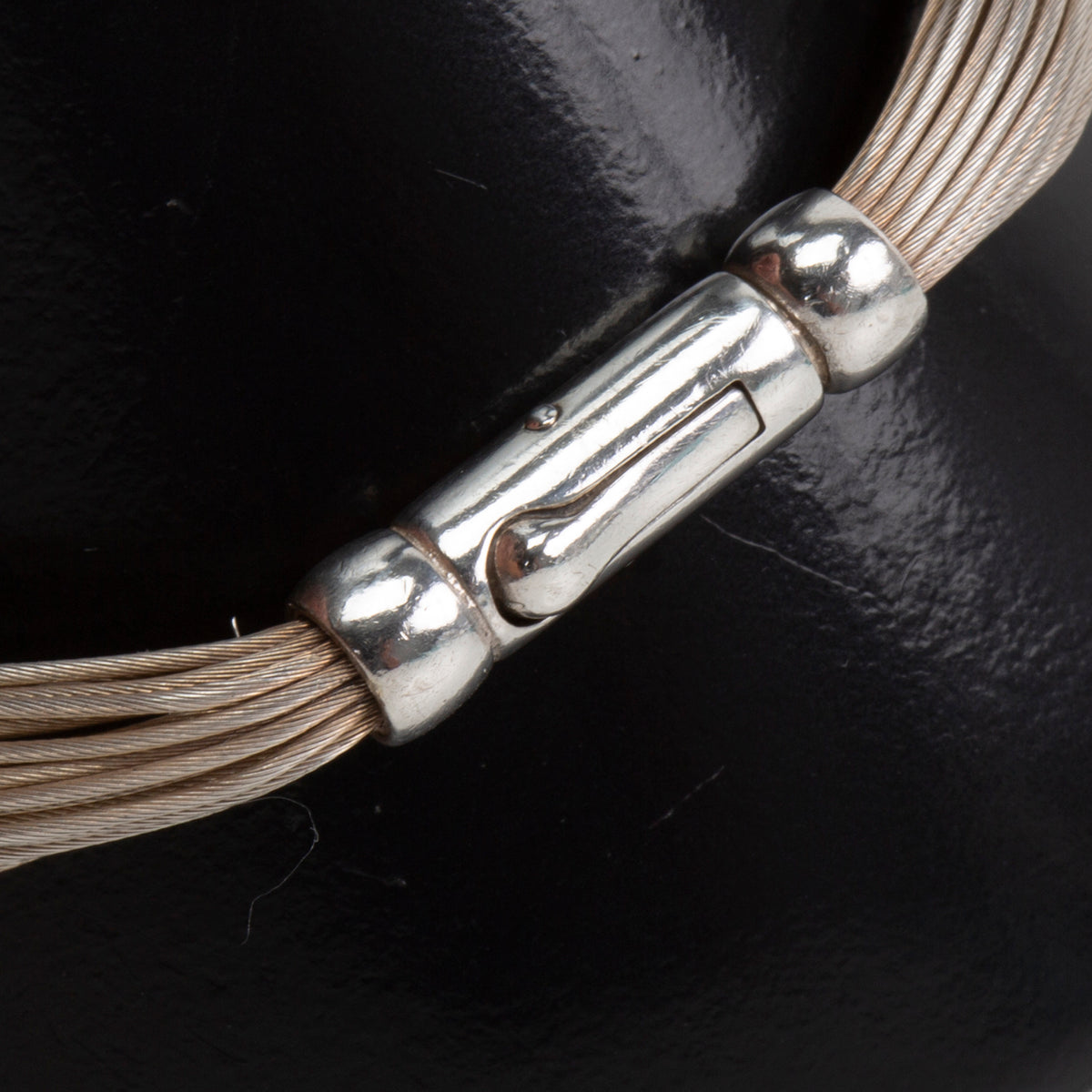 TIFFANY &amp; CO. Multi Strand Wire Bracelet