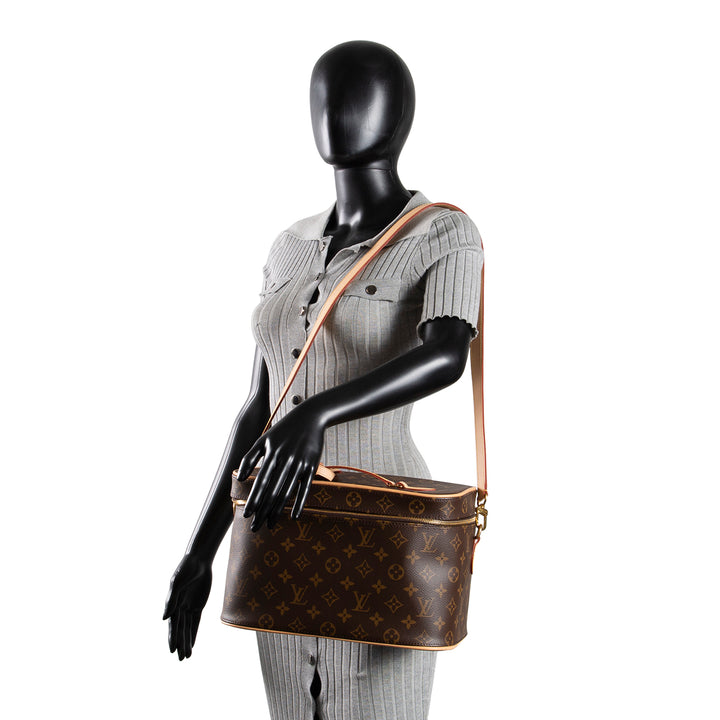 LOUIS VUITTON Nice Vanity Case