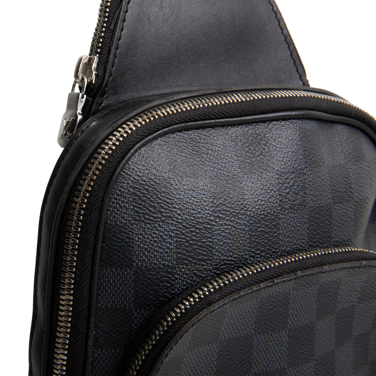 LOUIS VUITTON Avenue Sling Bag - Damier Graphite OUTLET FINAL SALE