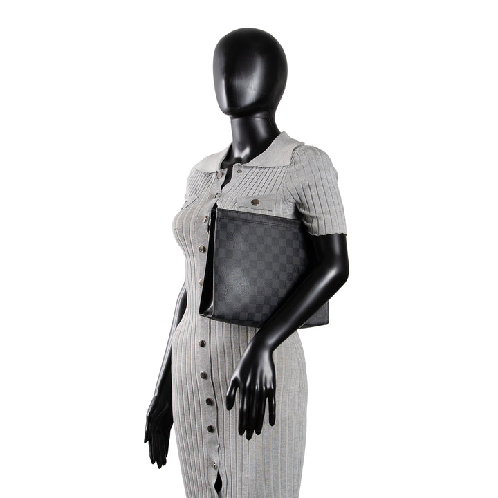 LOUIS VUITTON Pochette Voyage MM Damier Graphite - Black/Grey