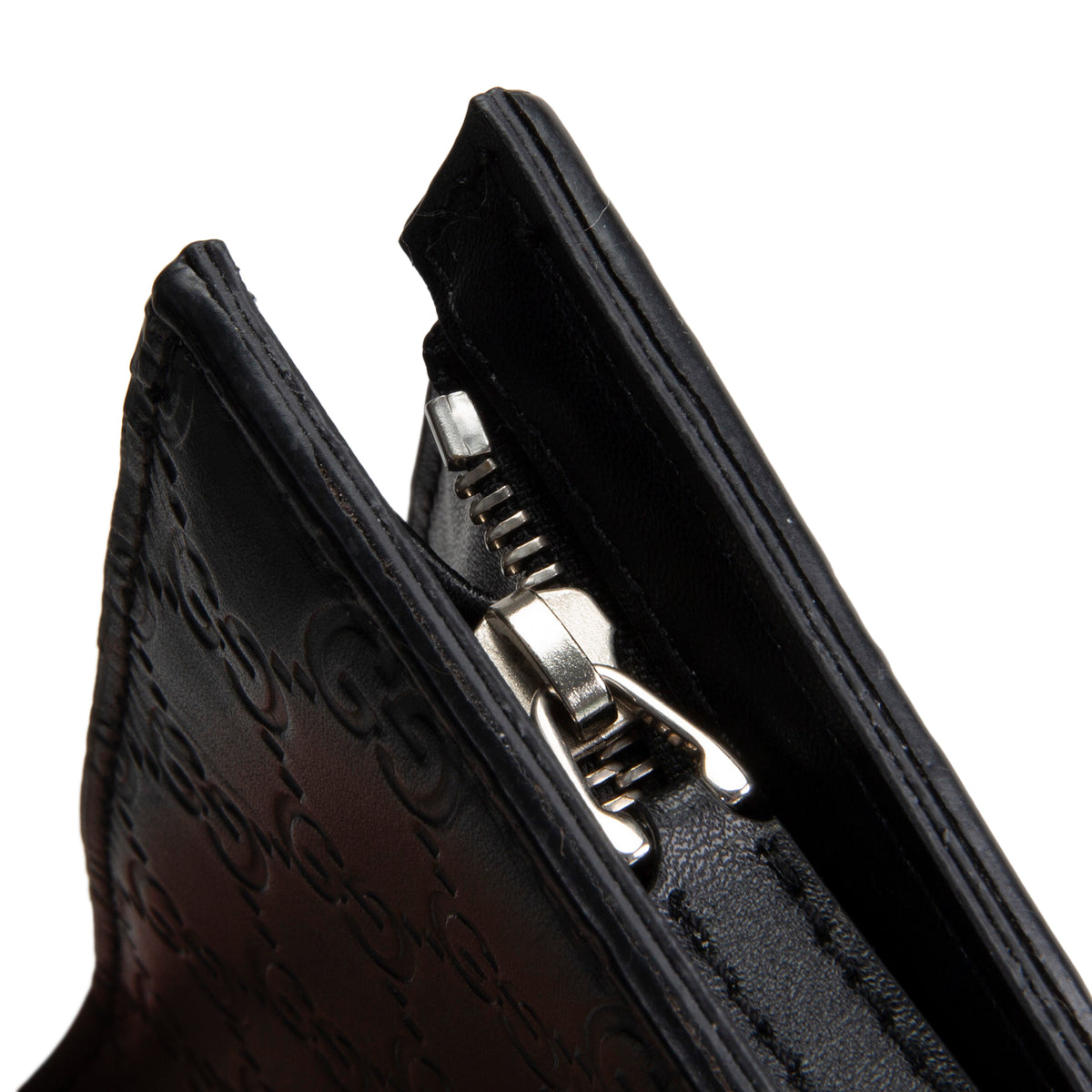 GUCCI Guccissima Signature Web Toiletry Pouch - Black