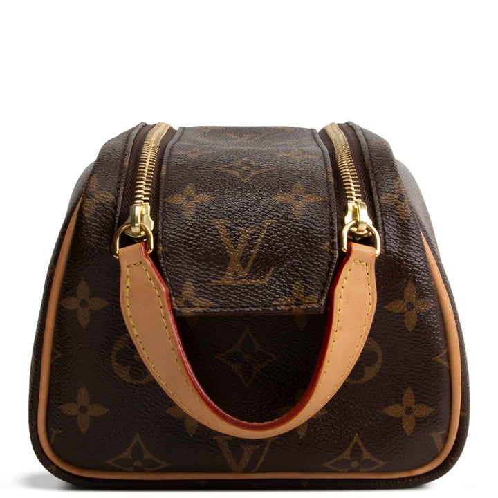 LOUIS VUITTON Monogram Toiletry Dopp Kit
