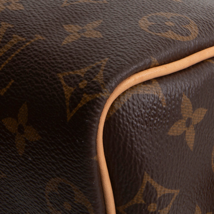 LOUIS VUITTON Monogram Toiletry Dopp Kit