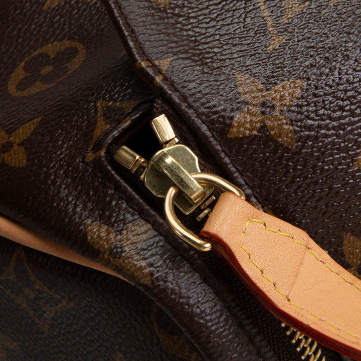 LOUIS VUITTON Monogram Toiletry Dopp Kit
