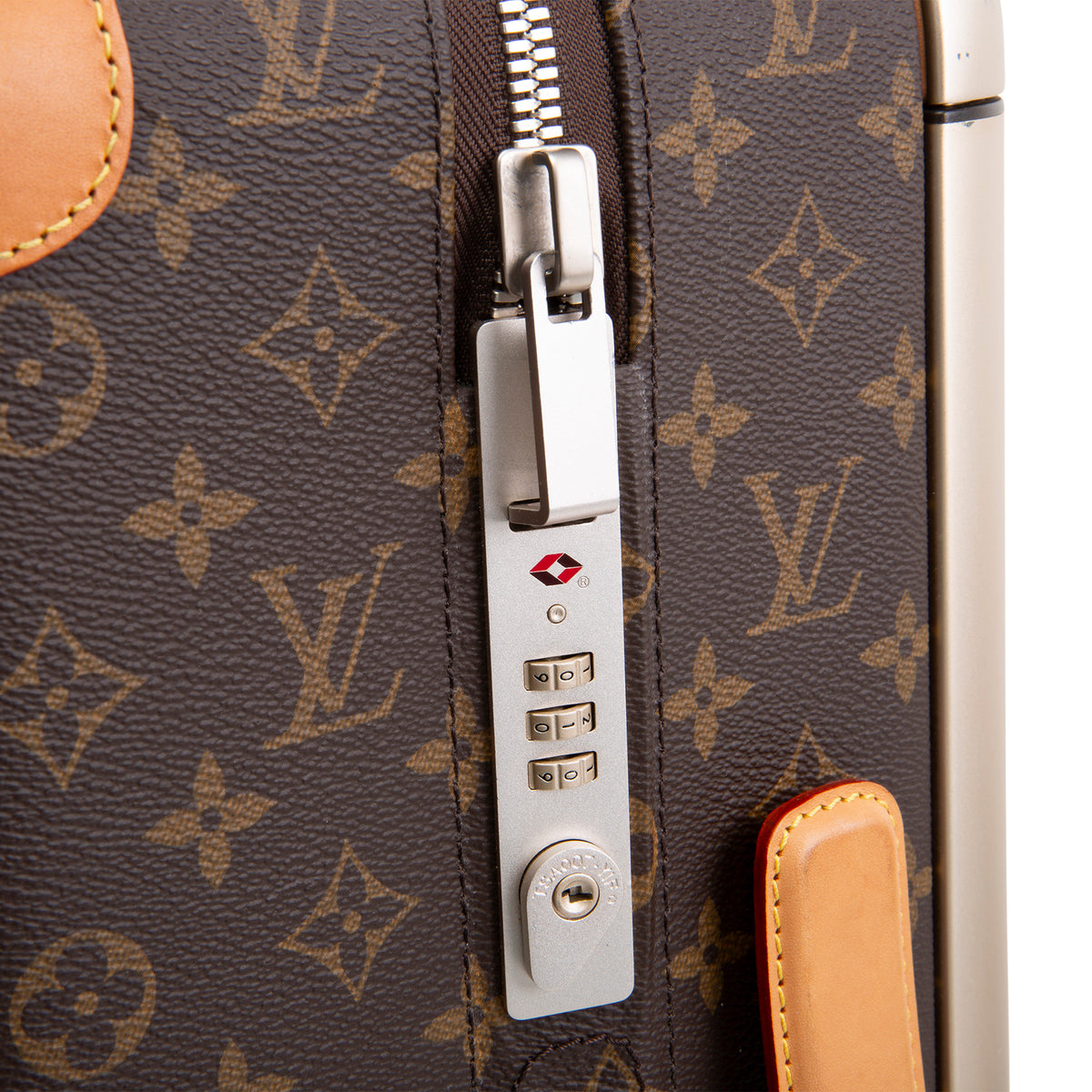 LOUIS VUITTON Horizon 55 Monogram w/ Vachetta Accents