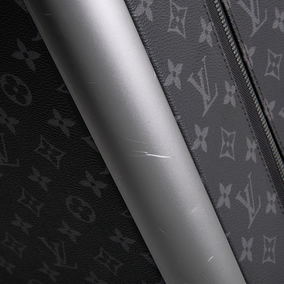 LOUIS VUITTON Horizon 55 Eclipse Monogram