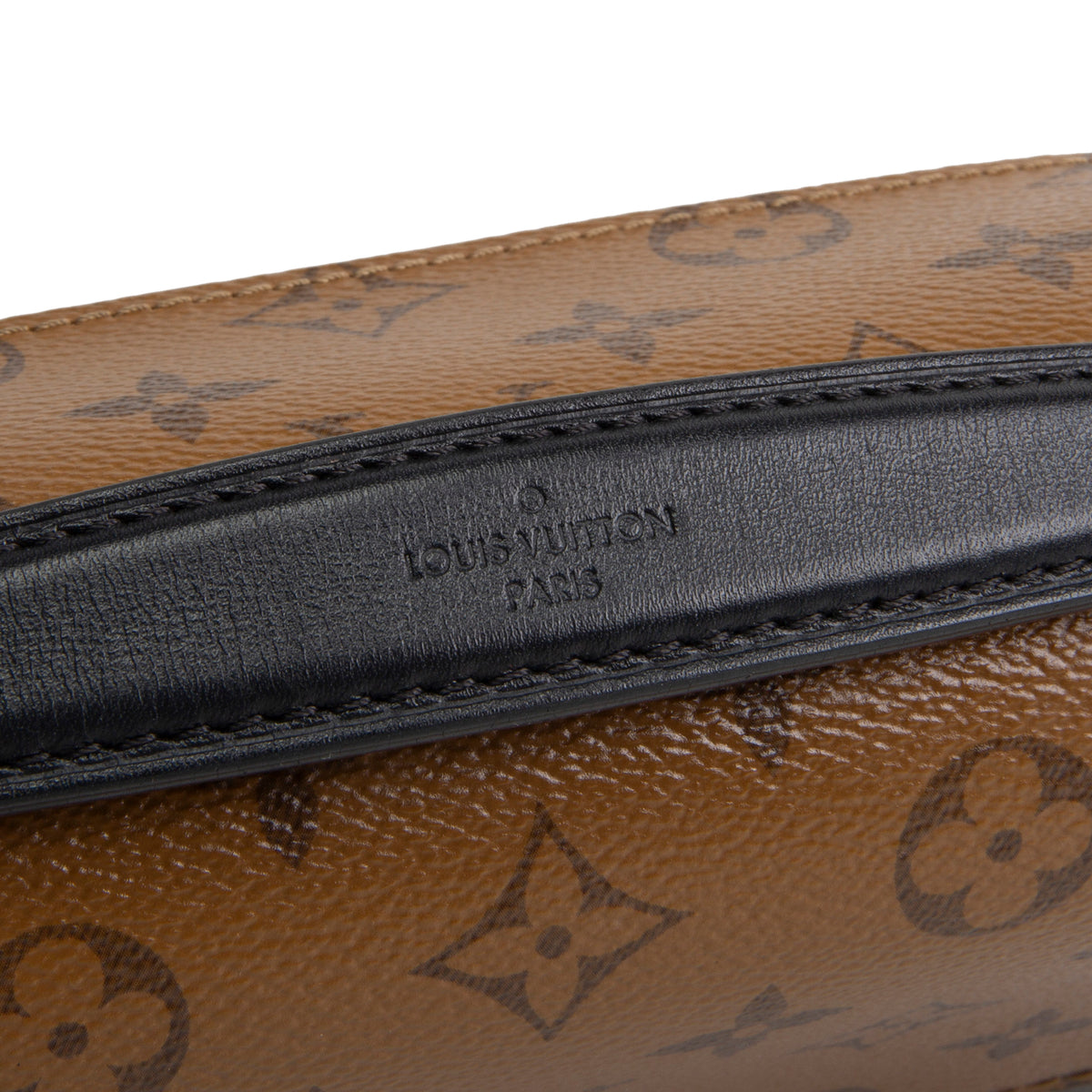LOUIS VUITTON Monogram Reverse Pochette Metis