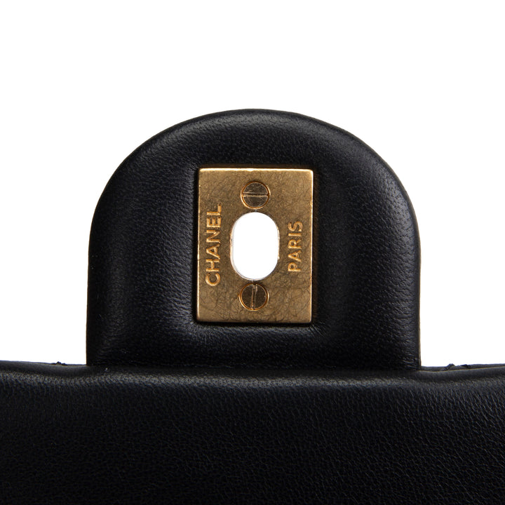 CHANEL Pearl Crush Small Flap Bag - Black