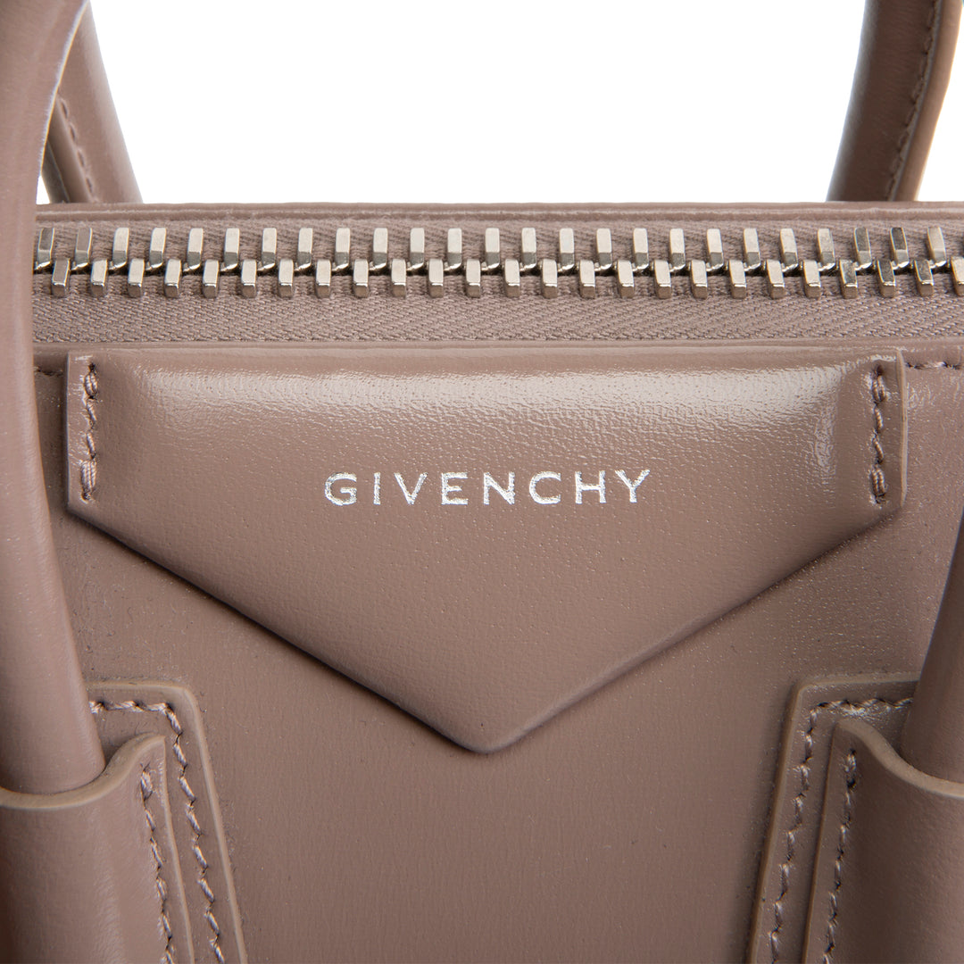GIVENCHY Antigona Mini - Taupe