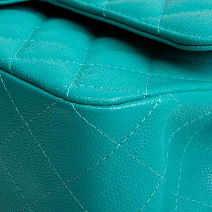 CHANEL Caviar Quilted Medium Double Flap