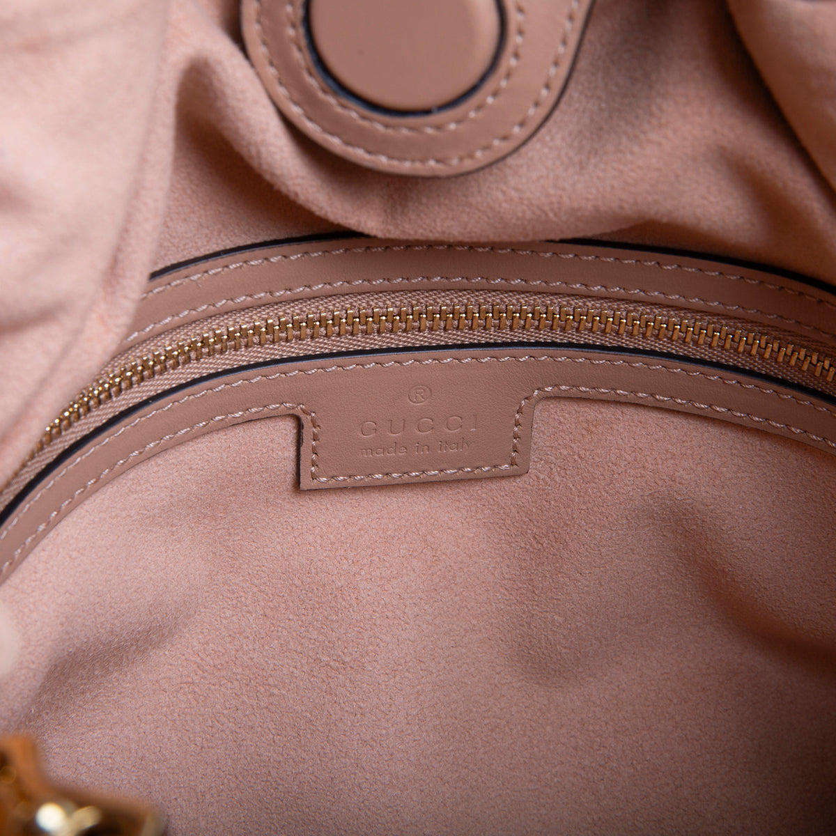 GUCCI Medium Quilted Deco Tote - Nude