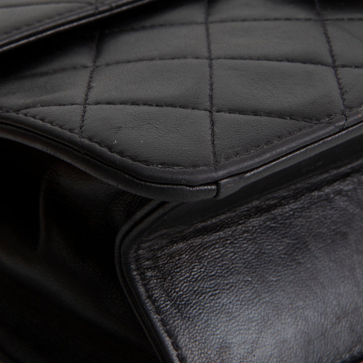 CHANEL Vintage Push Lock Single Flap