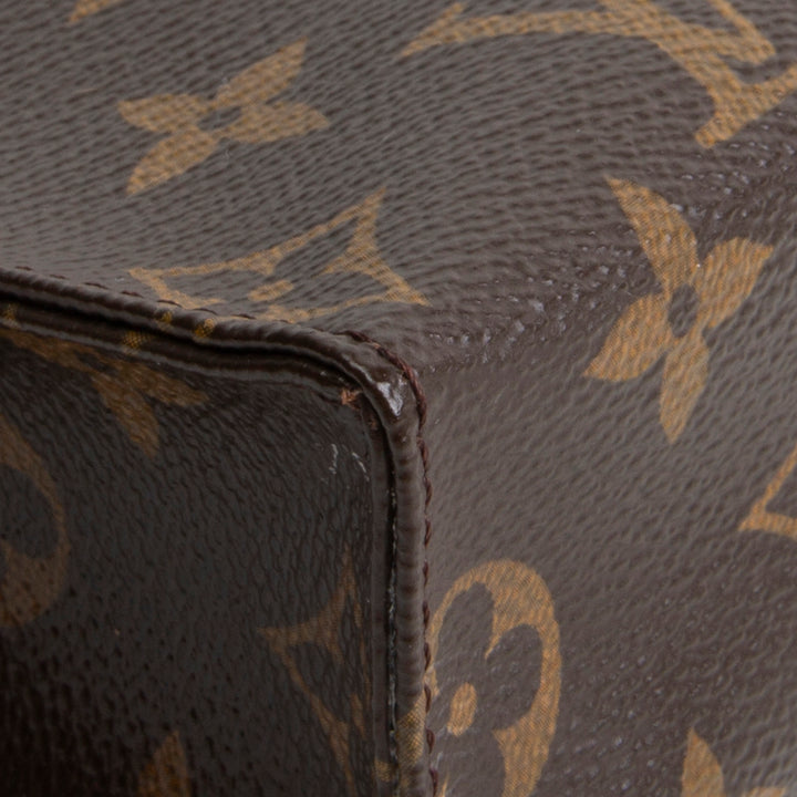 LOUIS VUITTON Monogram Poche Toiletry 26