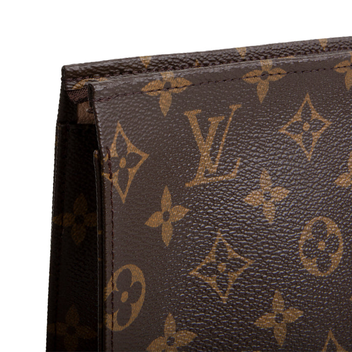 LOUIS VUITTON Monogram Poche Toiletry 26