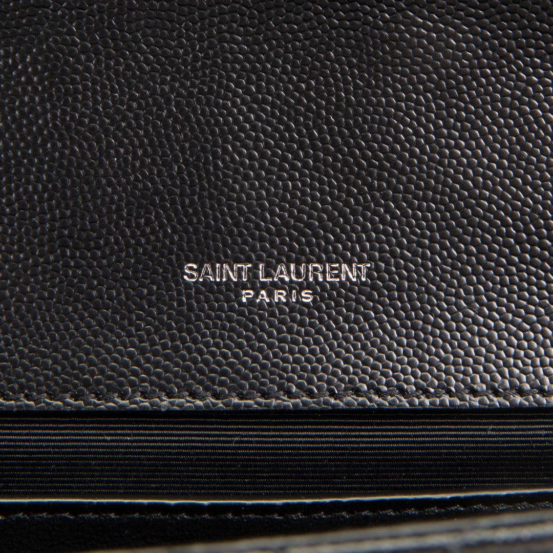 SAINT LAURENT Medium Triquilt Envelope Flap - Black