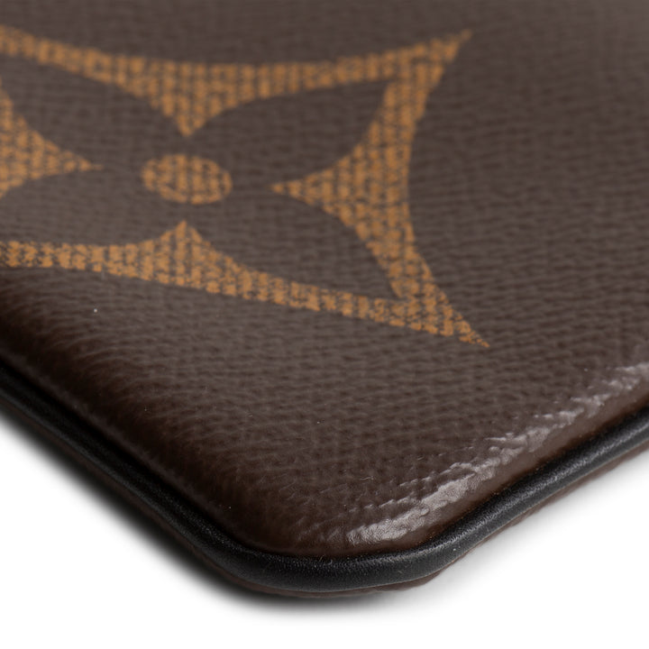LOUIS VUITTON Trio Pouch Giant Monogram OUTLET FINAL SALE