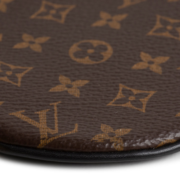 LOUIS VUITTON Trio Pouch Giant Monogram OUTLET FINAL SALE