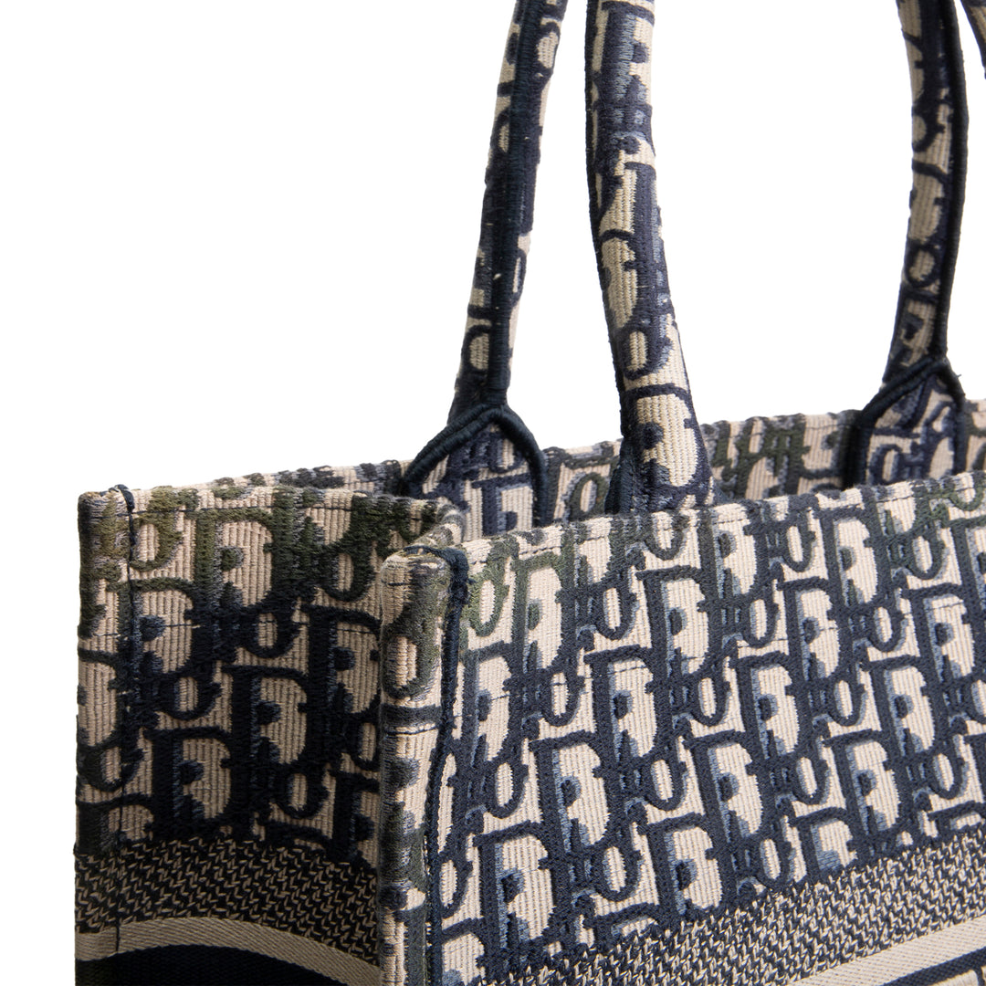 DIOR Medium Oblique Book Tote