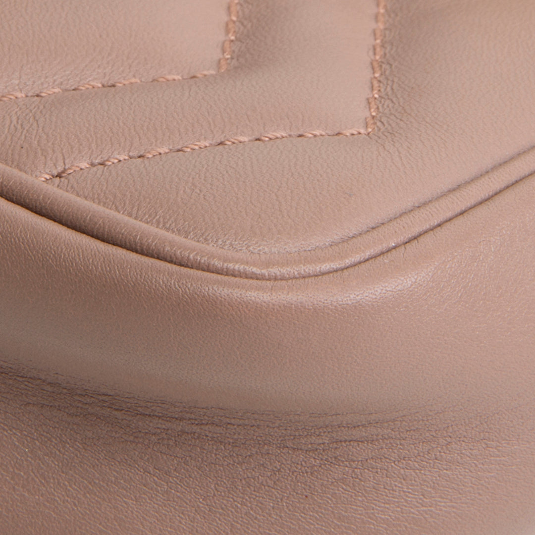 GUCCI GG Marmont Super Mini Shoulder Bag