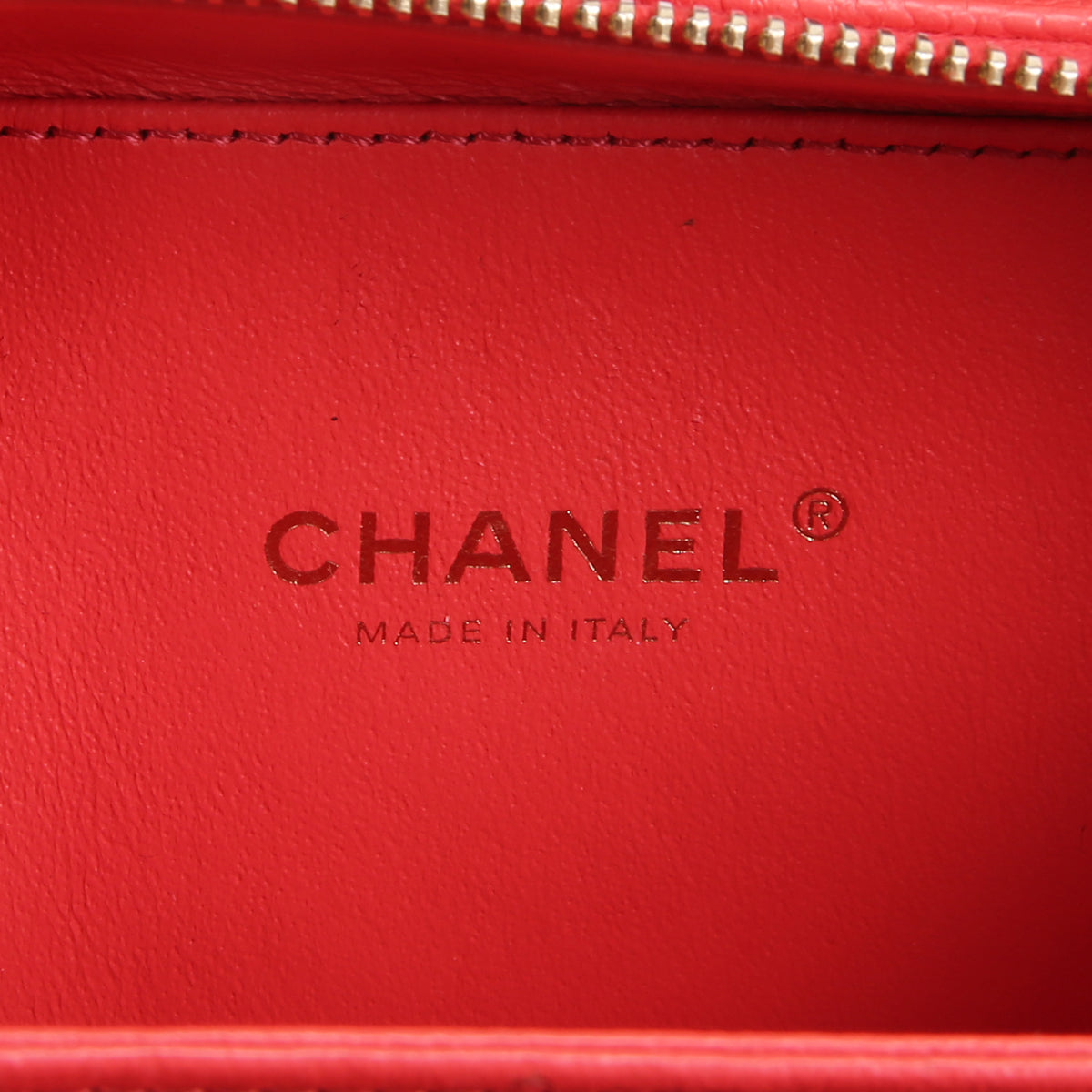 CHANEL Small Caviar Filigree Vanity Case - Coral