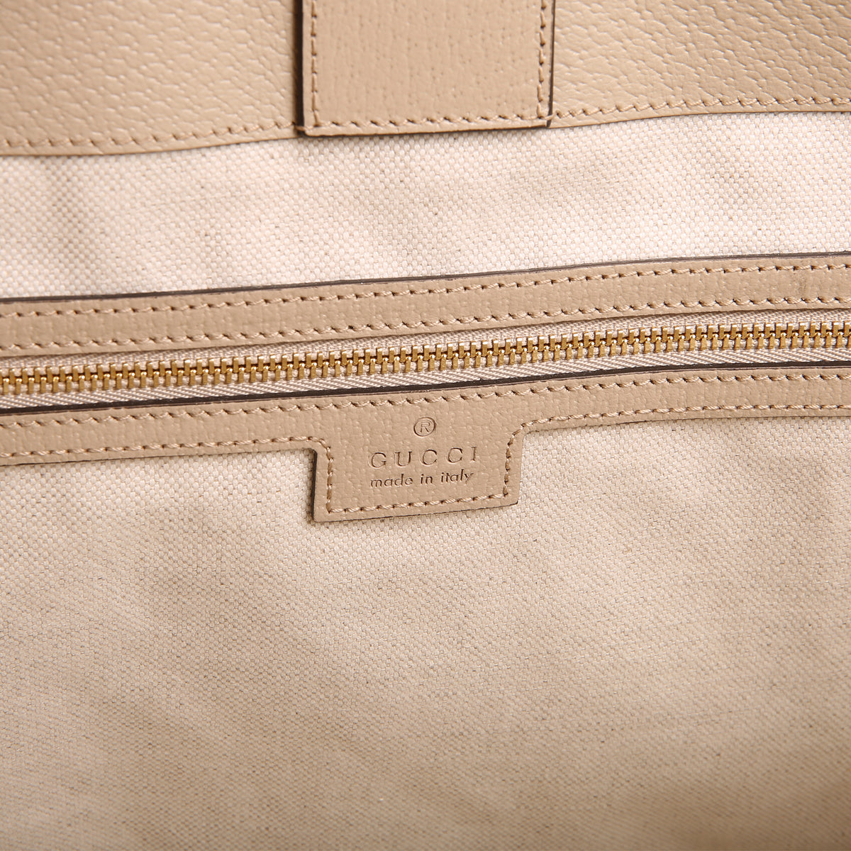 GUCCI GG Supreme Medium Ophidia Tote - Cream