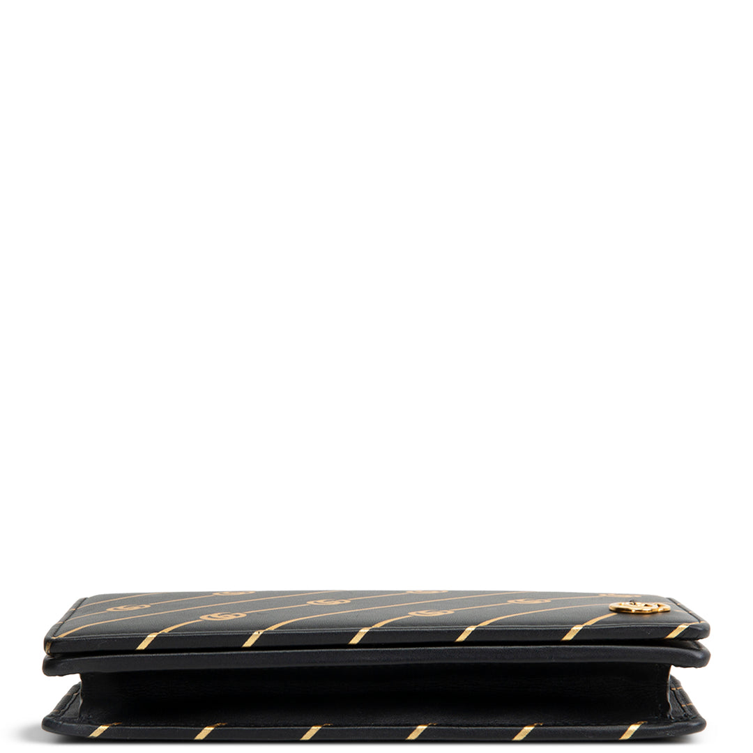 GUCCI GG Diagonal Wallet on Chain