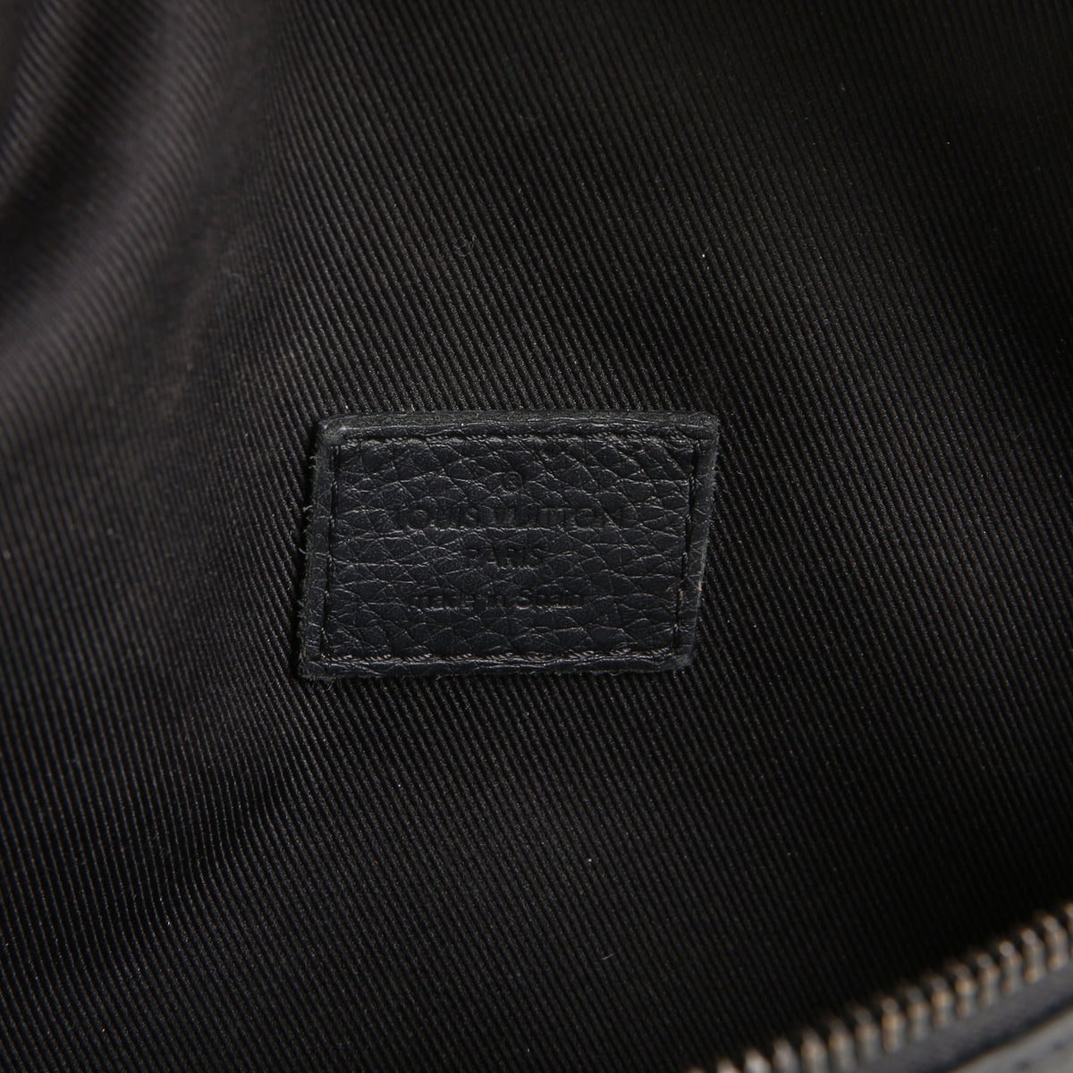 LOUIS VUITTON Monogram Shadow Discovery Bumbag - Black OUTLET FINAL SALE
