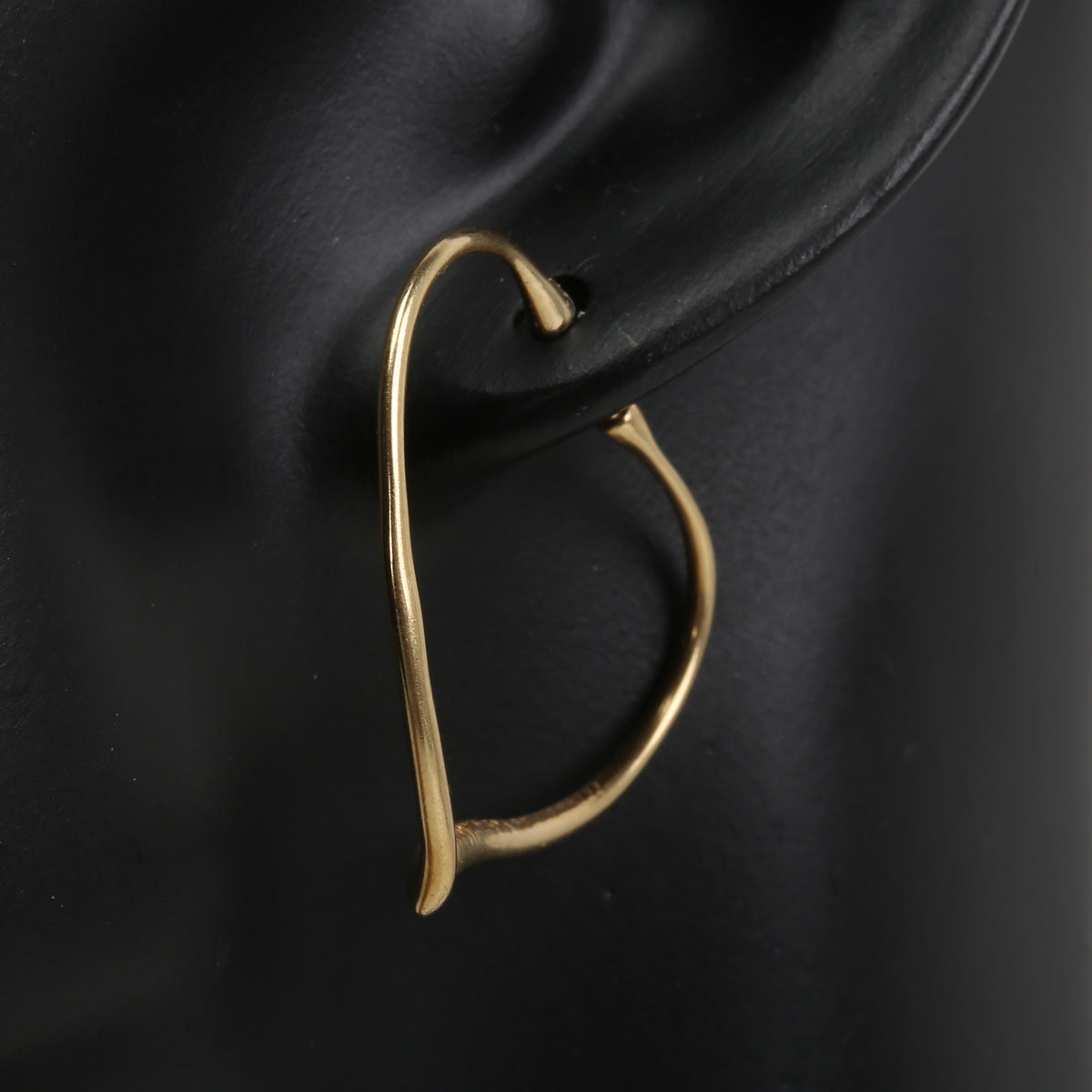 TIFFANY &amp; CO. Vintage Open Heart Earrings