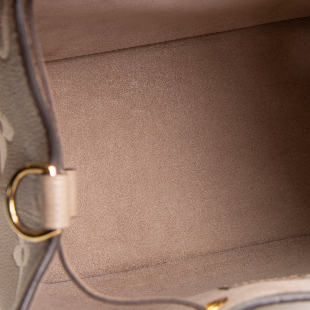 LOUIS VUITTON Giant Empreinte Monogram Neonoe MM - Bicolor Turtledove