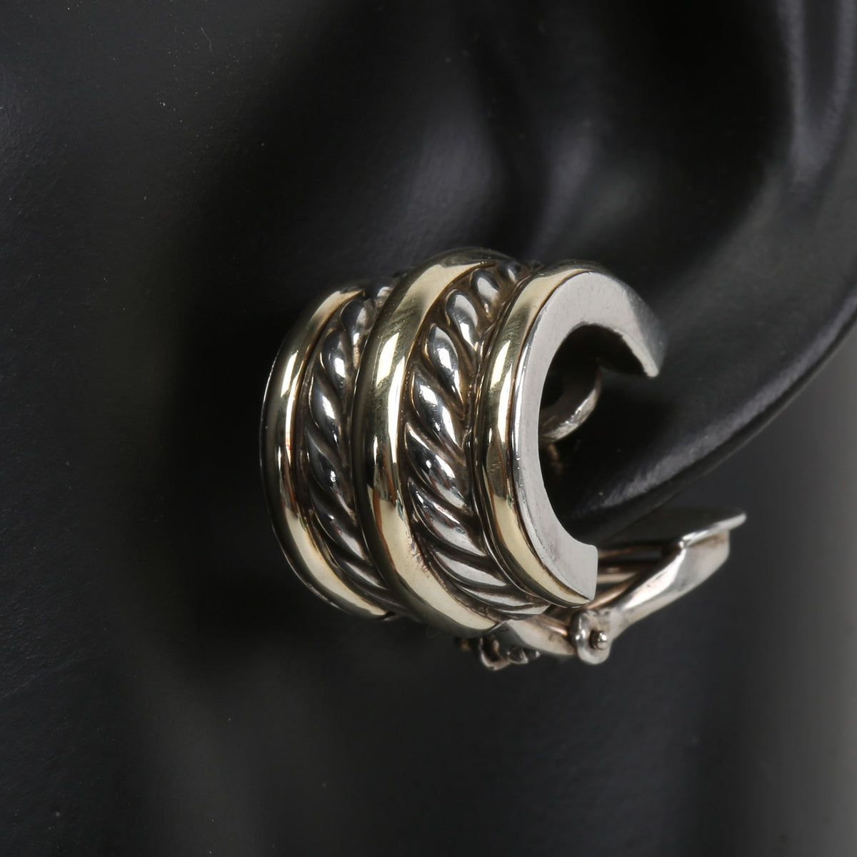 DAVID YURMAN Two-Tone Huggie Earrings