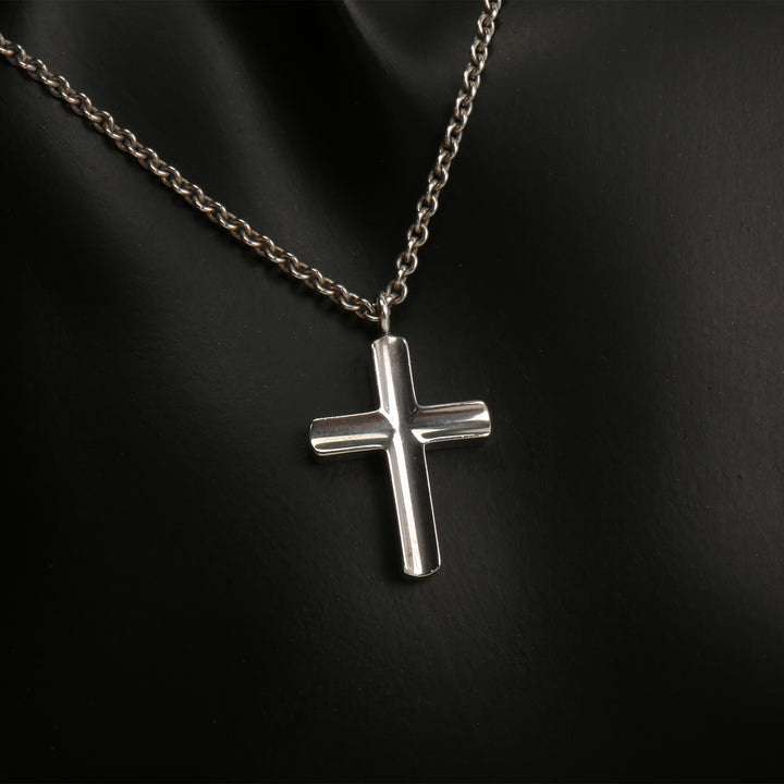 TIFFANY &amp; CO. Concave Cross Pendant Necklace