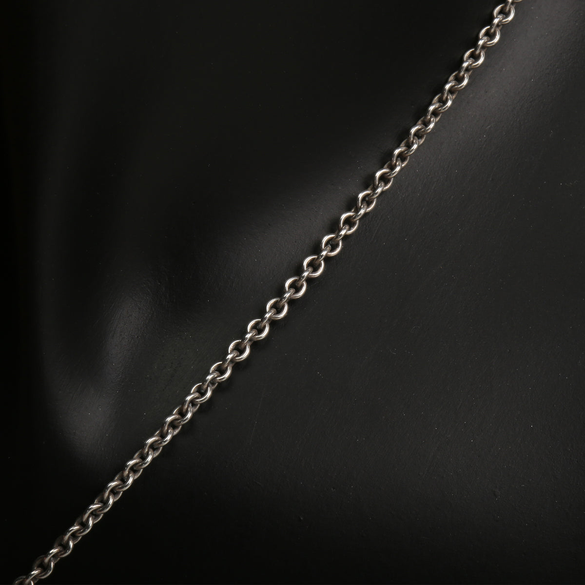 TIFFANY &amp; CO. Concave Cross Pendant Necklace