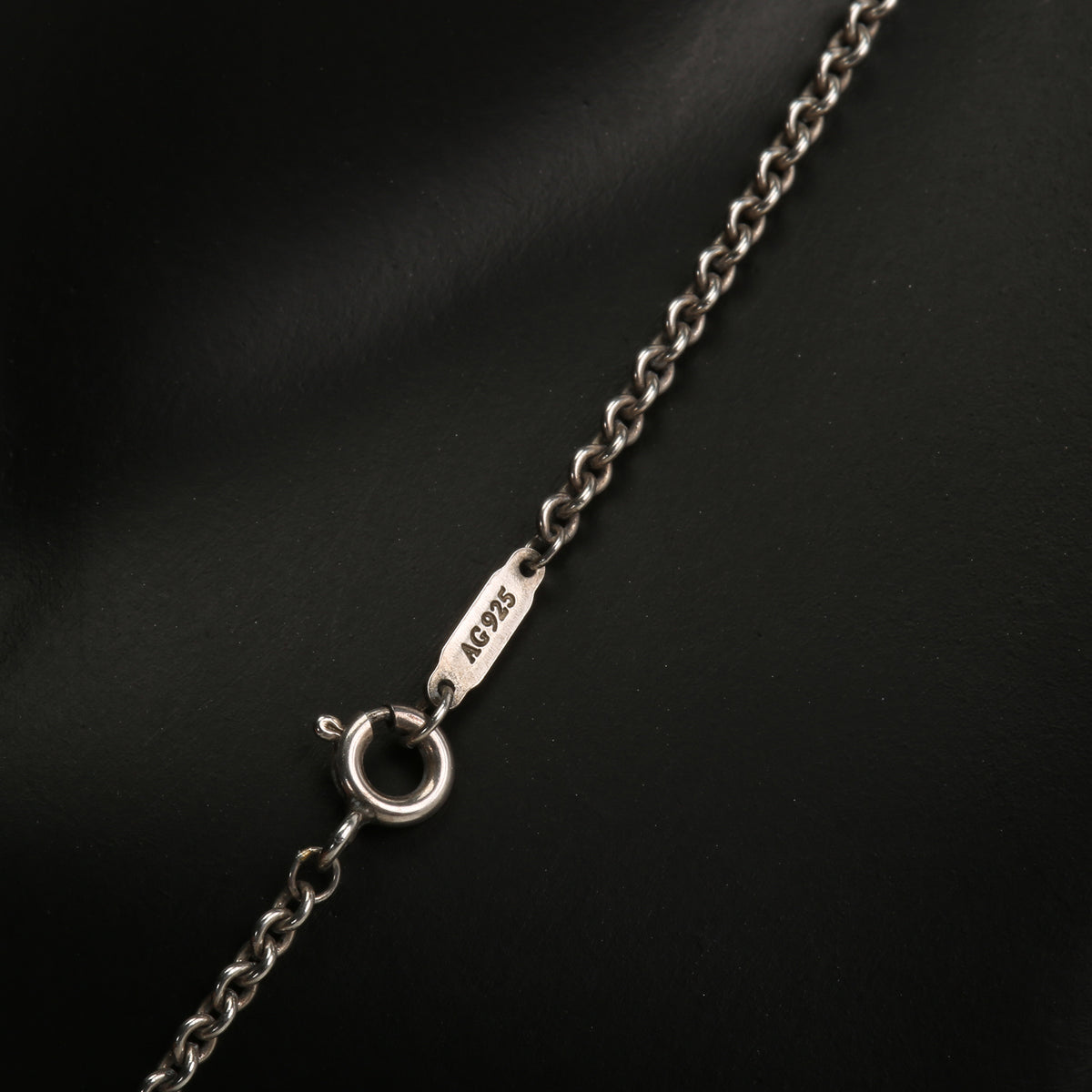 TIFFANY &amp; CO. Concave Cross Pendant Necklace