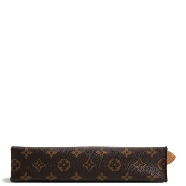 LOUIS VUITTON Monogram Poche Toiletry 26