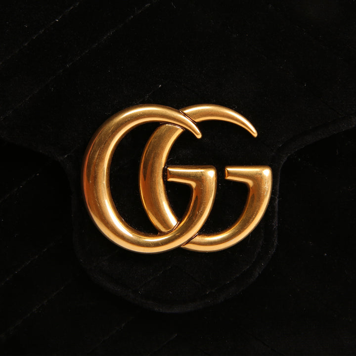 GUCCI Velvet Marmont Wallet on Chain - Black