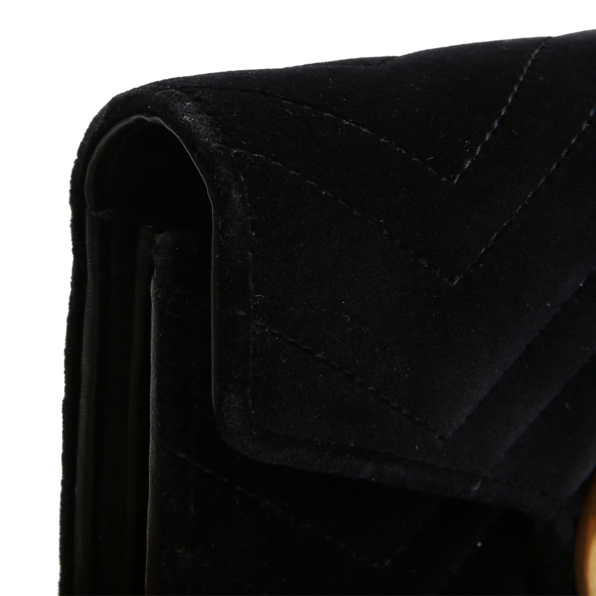 GUCCI Velvet Marmont Wallet on Chain - Black