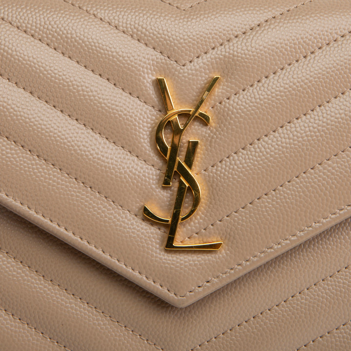 SAINT LAURENT Grain de Poudre Cassandre Envelope Chain Wallet - Nude