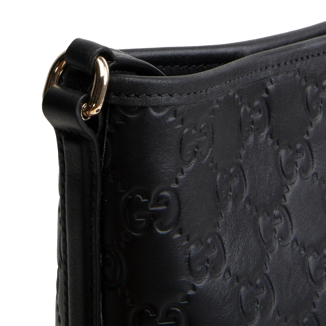 GUCCI Guccissima Bucket Nano Crossbody - Black