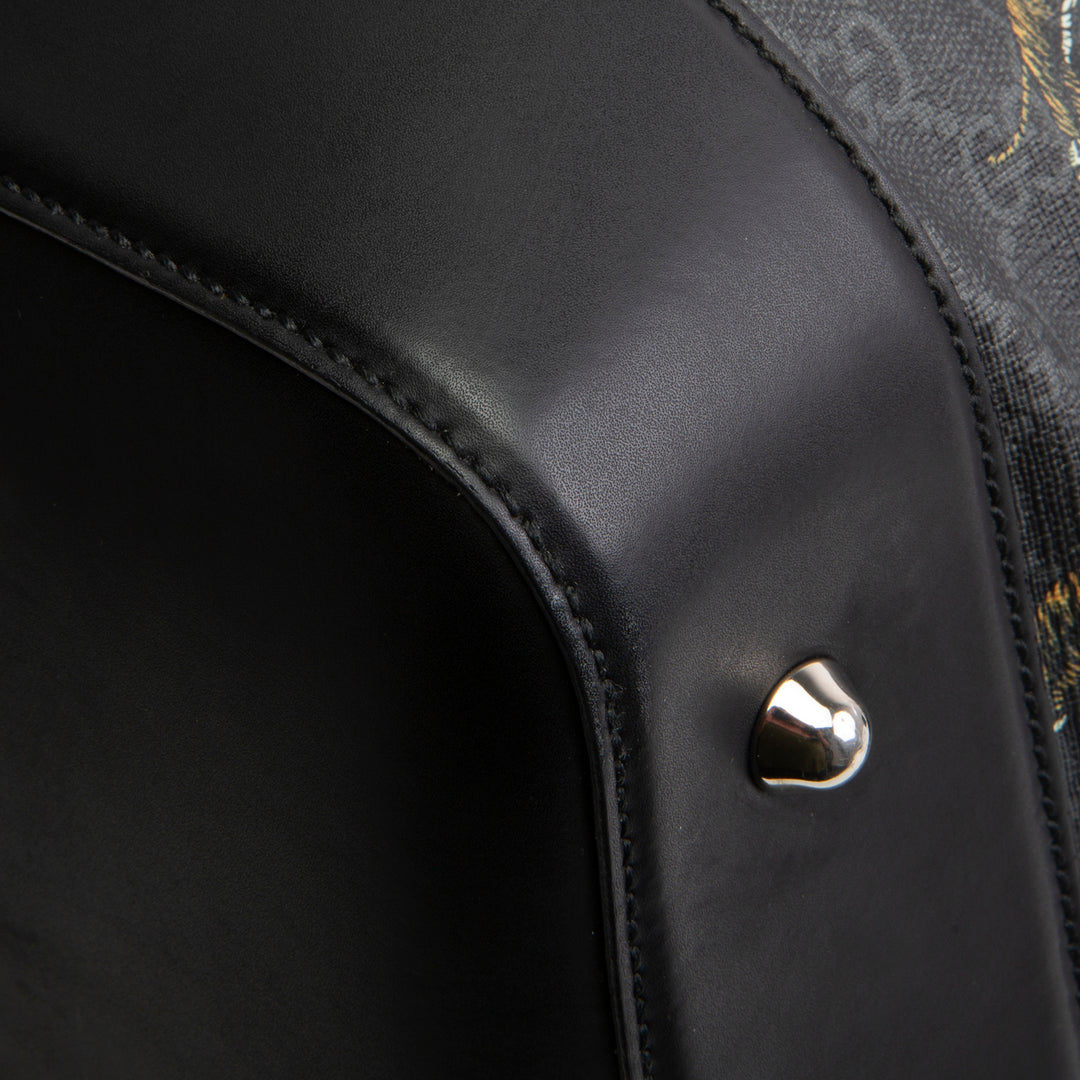 GUCCI GG Supreme Tiger Soft Duffle - Black