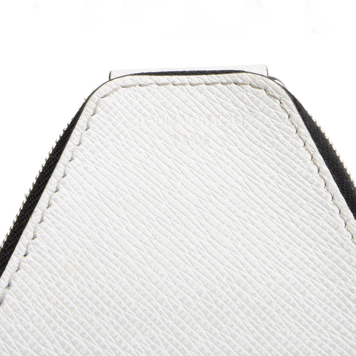 LOUIS VUITTON Taigarama Avenue Sling Bag - White