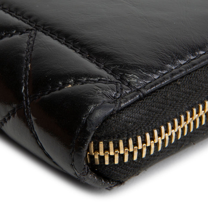 CHANEL Zip Around Wallet