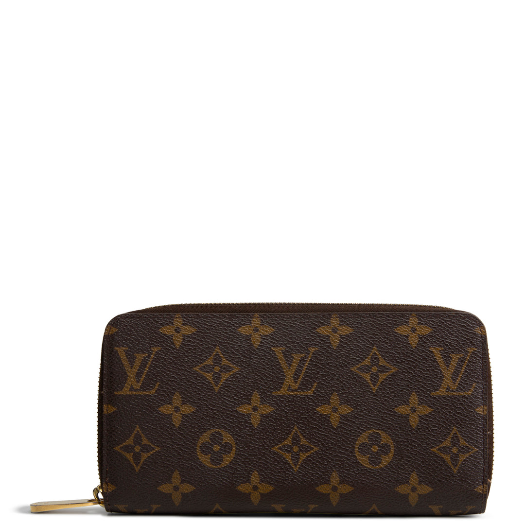 LOUIS VUITTON Monogram Zippy Wallet