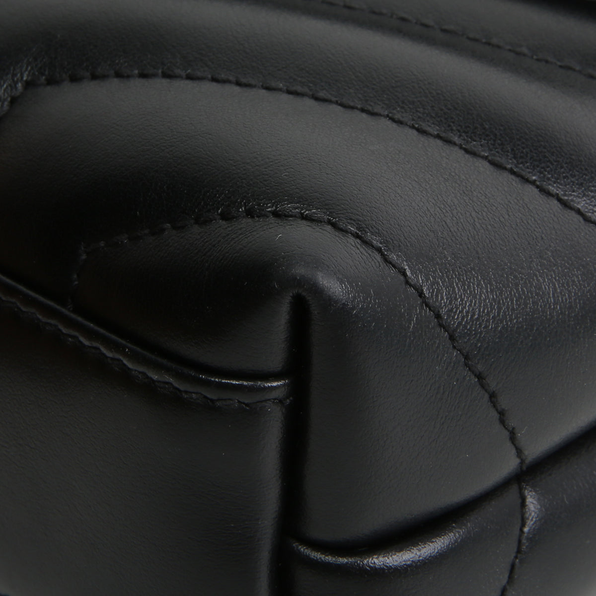 SAINT LAURENT Toy Loulou Crossbody