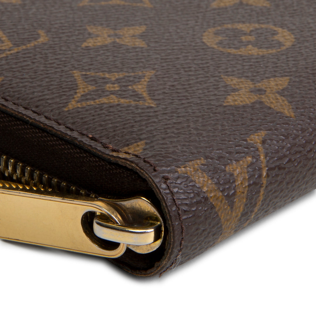 LOUIS VUITTON Monogram Zippy Wallet