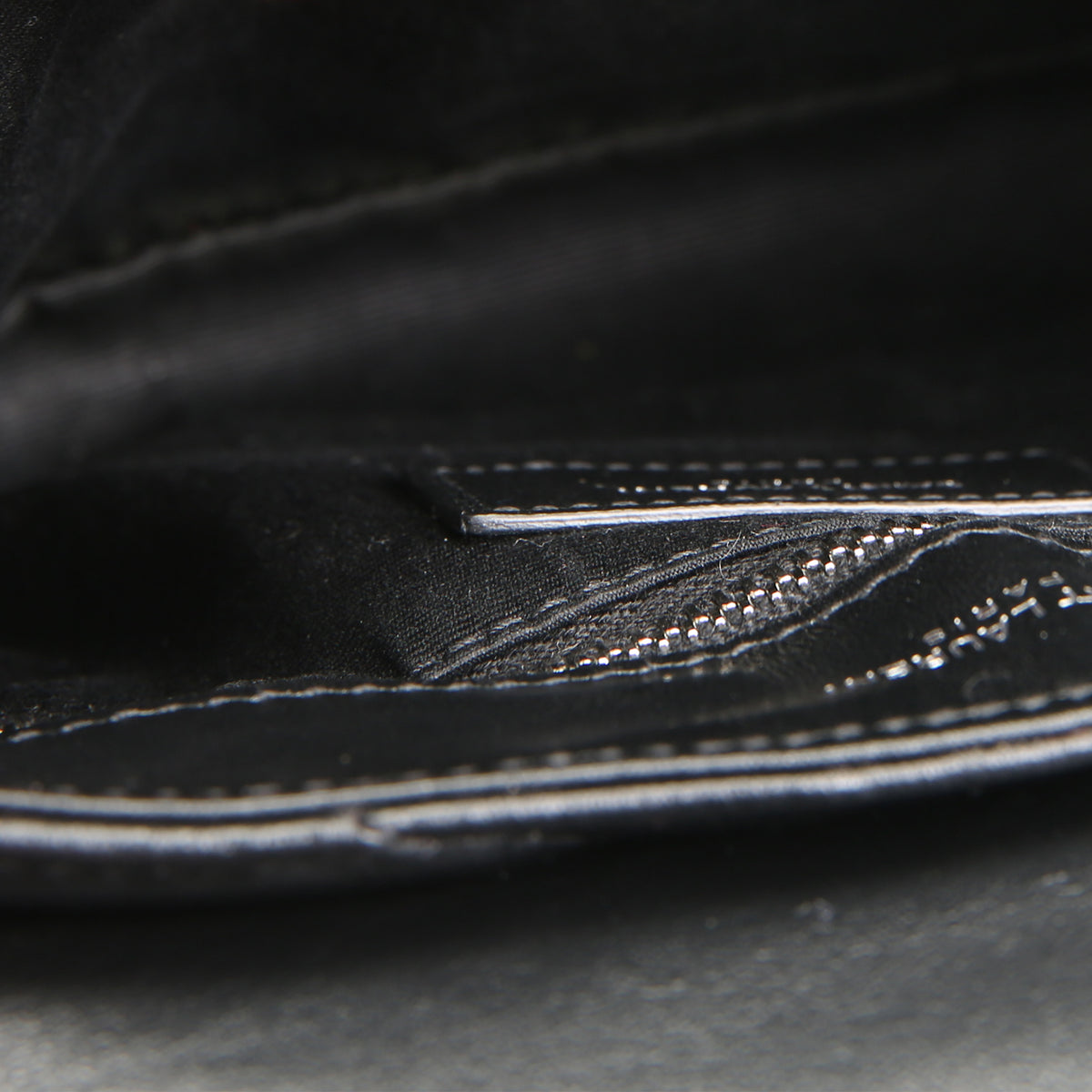 SAINT LAURENT Toy Loulou Crossbody