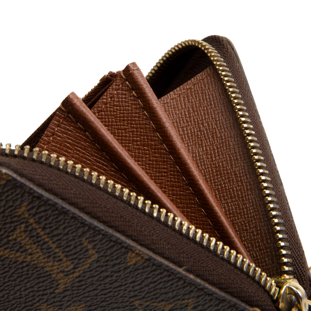 LOUIS VUITTON Monogram Zippy Wallet