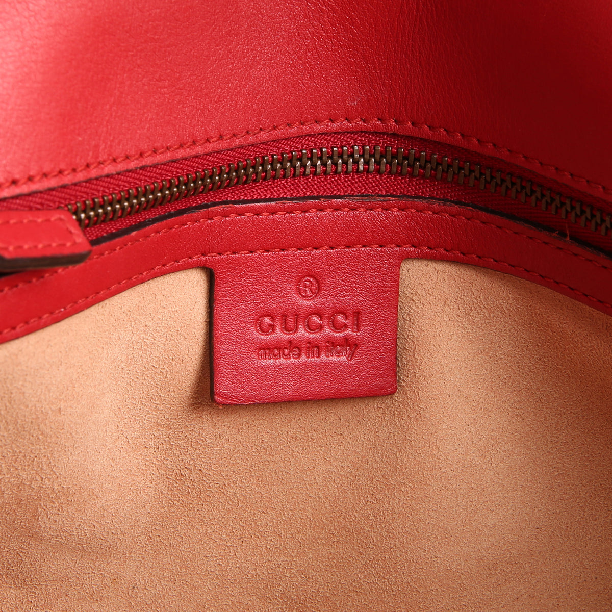 GUCCI Matelasse Small GG Marmont - Red